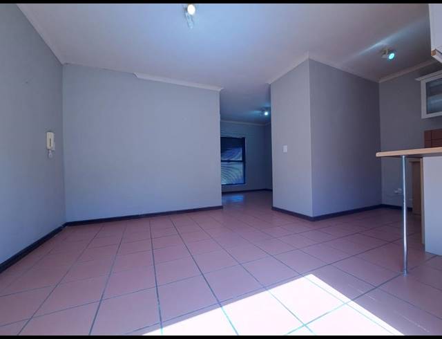 1 BEDROOM PROPERTY TO RENT IN VAN RIEBEECKSHOF